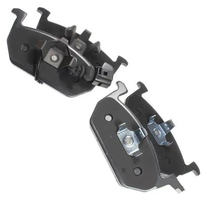 Auto Parts D1968 Front Break Pad 5Q0698151C Untuk Audi VW