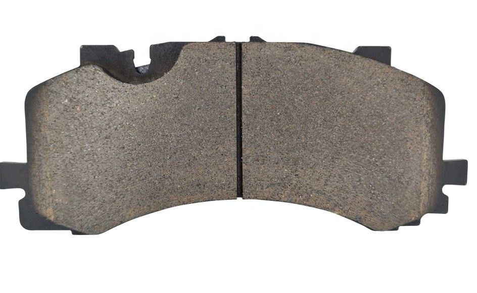Break Pad 4M0698151BB D1952 Front Brake Pad Untuk Audi SQ7 SQ8 suku cadang